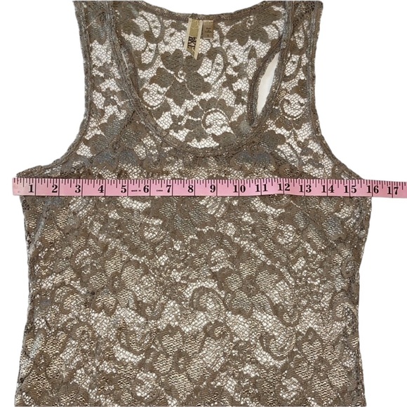 BKE Lace Floral Design Tank Top Tan Size Large - Picture 9 of 15